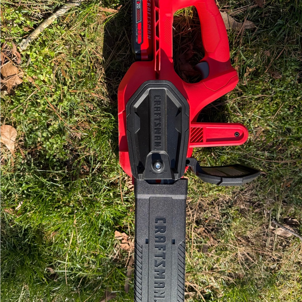 Craftsman Red Chainsaw